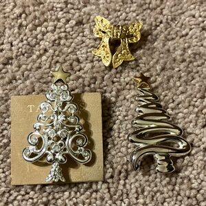 Talbots Gold and Silver Holiday Brooch Set